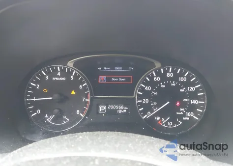 2013 Nissan Pathfinder Platinum из США, поврежденный, VIN 5N1AR2MM7DC618239